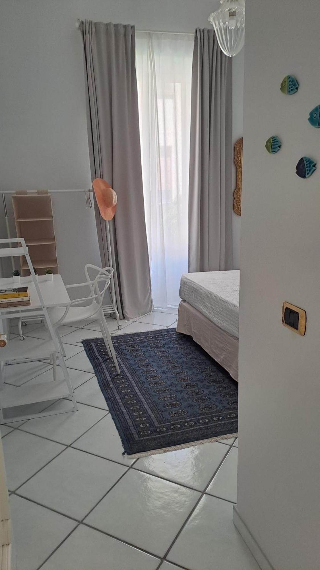 Grimaldi Apartment Σαλέρνο Εξωτερικό φωτογραφία